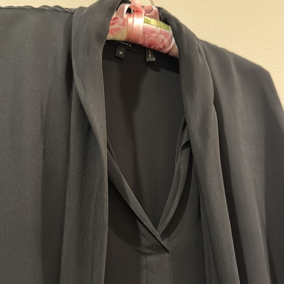 Theory blouse - M - Picture 2 of 5